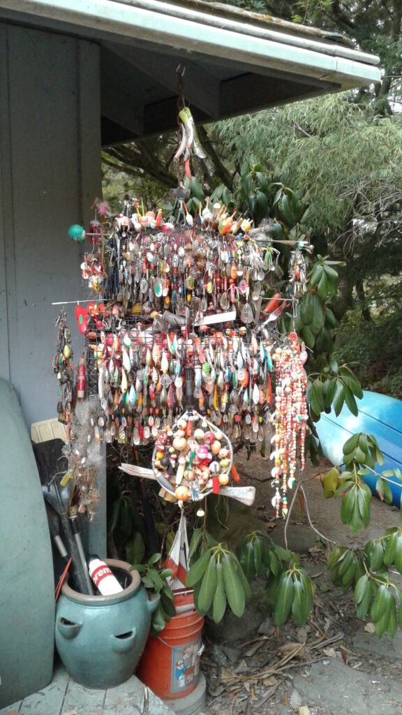 Front view of the sculpture